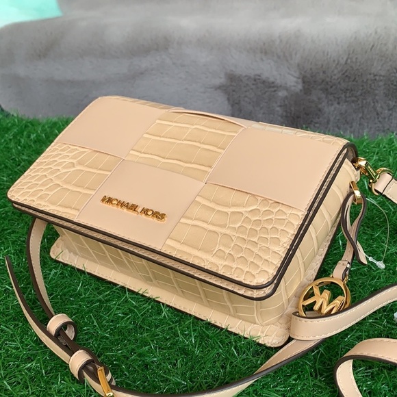 Michael Kors Mercer Sm clutch XBODY Buff - Picture 6 of 14